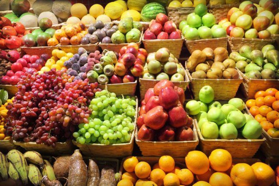 Azerbaijani Fruits and Local Agriculture Guide